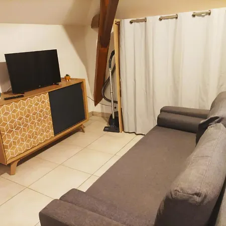 En Pleine Campagne Avec Jardin Privatif Сasa de vacaciones